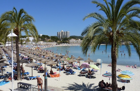 Βελτιώνεται η ανταγωνιστικότητα της ισπανικής οικονομίας λόγω τουρισμού