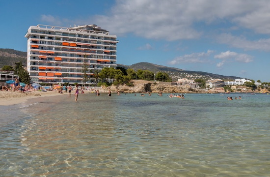Οι πυρκαγιές στην Ελλάδα “αναζωπύρωσαν” τη ζήτηση για Μαγιόρκα – Το Δεκέμβριο θα κλείσουν τα ξενοδοχεία