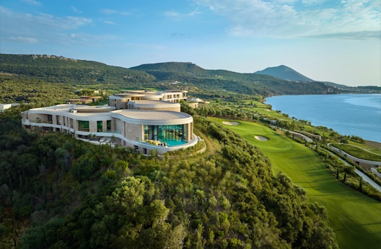 Mandarin Oriental, Costa Navarino: Ολιστικό wellness retreat με τη διεθνώς αναγνωρισμένη Laura Dodd