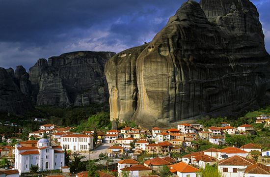 Τα εντυπωσιακά Μετέωρα από ψηλά