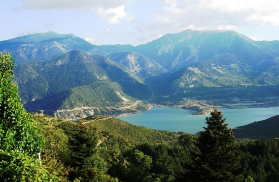 Δήμος Ναυπακτίας: Κάθετα αντίθετος στην εγκατάσταση αιολικών πάρκων τύπου Β ́