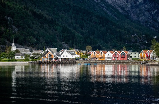 Κλείνει ολόκληρη η Νορβηγία - Τα αυστηρότερα μέτρα που έχουν ληφθεί εκτός πολεμικής περιόδου