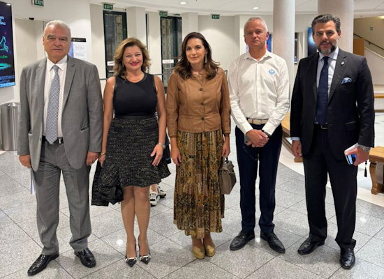 Η Υπουργός Τουρισμού στην έκθεση για τις Μεσογειακές Προστατευόμενες Θαλάσσιες Περιοχές