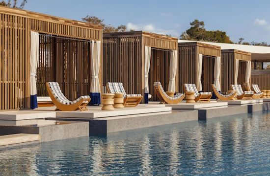 Conde Nast Traveller: Αυτά είναι τα καλύτερα ξενοδοχεία στην Ελλάδα για το 2025