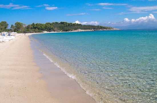 Άδειες για 2 νέα ξενοδοχεία στην παραλία Πεταλούς και στο Παλιούρι