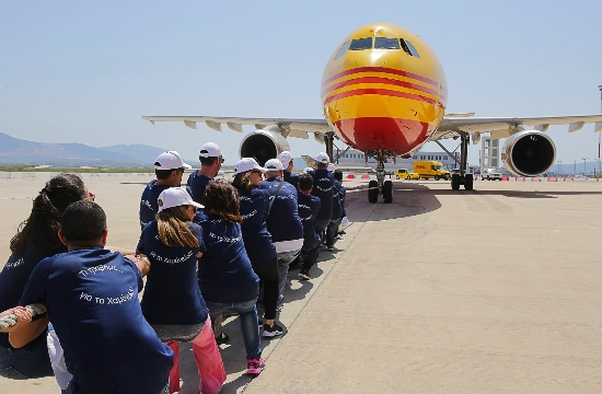 Plane Pull στο αεροδρόμιο Αθηνών για «Το Χαμόγελο του Παιδιού»