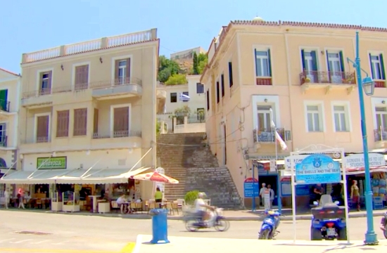CNN: Η κρίση δεν αγγίζει τις ομορφιές και την ελληνική φιλοξενία στα νησιά