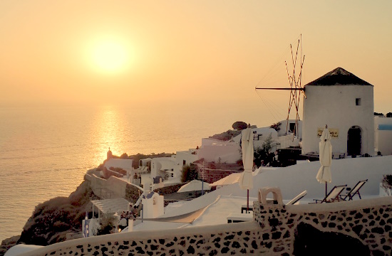 Οι Βρετανοί τουρίστες αποφάσισαν: Τα Ελληνικά νησιά είναι ο Ευρωπαϊκός προορισμός με το καλύτερο ηλιοβασίλεμα στις διακοπές