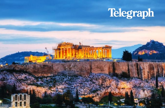 Telegraph: Η Ακρόπολη στα 30 μέρη της Ευρώπης που πρέπει να δει κανείς πριν πεθάνει