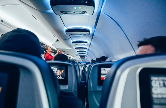 Delta Air Lines: Κάτω από 0,1% ο κίνδυνος μετάδοσης του Covid-19 στις πτήσεις με επιβάτες που έχουν αρνητικό μοριακό τεστ