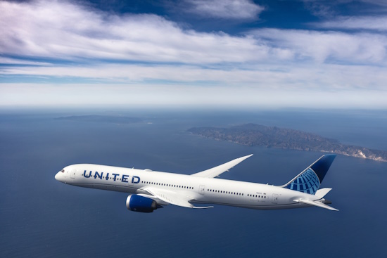 United Airlines | 30% περισσότερες θέσεις με την Αθήνα το καλοκαίρι του 2025