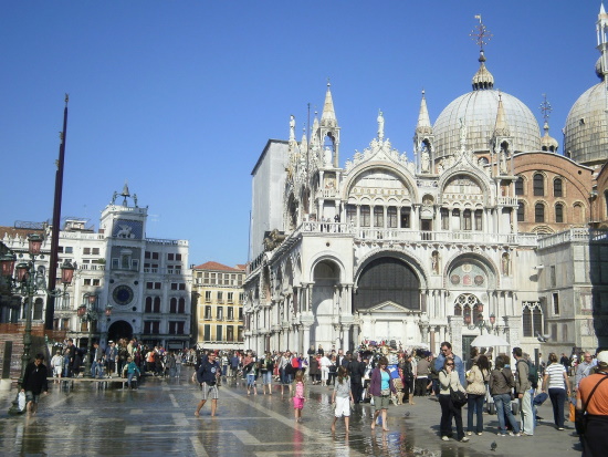Είσοδος πέντε ευρώ για τη Βενετία | «Δεν είμαστε μουσείο» - λένε οι επικριτές της απόφασης