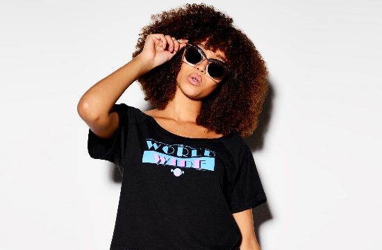 Hard Rock Cafe: Nέο t-shirt από τη συνεργασία με τον διάσημο καλλιτέχνη Pitbull