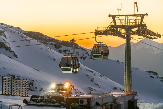 Χιονοδρομικό Κέντρο Παρνασσού | Tριήμερο Καθαράς Δευτέρας με νυχτερινό σκι