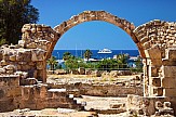 Όργιο παράνομων ξεναγήσεων και στην Κύπρο