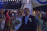 Γάμος-έκπληξη Βέλγων στον αέρα με προορισμό τη Ρόδο