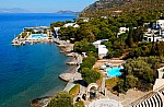 Νέες τουριστικές κατοικίες και ενοικιαζόμενα διαμερίσματα σε Κρήτη και Σαντορίνη