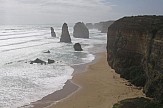 Μα τους 12 Αποστόλους (της Αυστραλίας), τέτοια ομοιότητα παραλίας στο επετειακό φιλμ του ΕΟΤ (video);