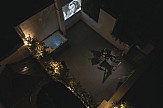 Εμπειρία διαμονής με cine προβολή κάτω από τα άστρα στη σουίτα Ciné Flair Suite του ξενοδοχείου Athens Flair