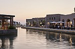 Στην αλυσίδα Romantik Hotels & Restaurants το Romantik B&B Villa Selena στη Σύρο