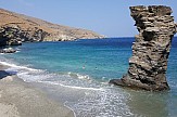 Telegraph: "Ξεχάστε τη Σαντορίνη..." Σε αυτά τα 10 νησιά κάνουν διακοπές οι γνώστες - Τα τρία είναι Ελληνικά