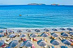 Ελληνικός τουρισμός 2022 | Πάνω από το 90% του 2019 αφίξεις και εισπράξεις τον Μάιο