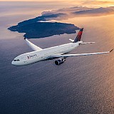 Αερομεταφορές | «Προσγείωση» της ικανοποίησης επιβατών – Ποιες εταιρίες ξεχωρίζουν ανά κατηγορία θέσης