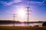 Καταργείται η ρήτρα αναπροσαρμογής στους λογαριασμούς ηλεκτρικής ενέργειας- οι μειώσεις στα τιμολόγια