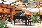 Οι πιο παράξενες κλοπές στα ξενοδοχεία: Από grand piano και ντουζιέρες μέχρι έναν ολόκληρο νεροχύτη!