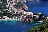 Ελληνικός τουρισμός 2023 | 20,5 δισ. ευρώ οι εισπράξεις, 32,7 εκατ. οι αφίξεις