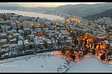 Mouzenidis Travel: Χιονισμένο παραμύθι στην Καστοριά