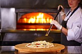 ΤΙΤΑΝΙΑ: Επιλογή πίτσας στο μενού του La Brasserie