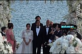 Mύκονος: Παραμυθένιος γάμος Γάλλων πάνω στο κύμα