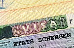 ΠΝΠ: Voucher για ακυρώσεις ταξιδιών και για καταγγελίες συμβάσεων μεταξύ τουριστικών επιχειρήσεων
