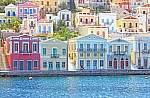 Κρήτη | Οι Γερμανοί μετατρέπουν τη Μεσσαρά σε… πλατφόρμα Airbnb