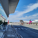 Επέκταση αεροδρομίου Τιράνων λόγω αυξημένης τουριστικής κίνησης