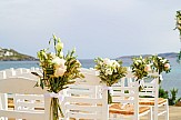 Τουρισμός: Το καλύτερο Ελληνικό νησί για γαμήλια ταξίδια δεν είναι η Σαντορίνη – Η δεκάδα-έκπληξη